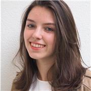 Etudiante spécialisée en Mathématiques et Physiques